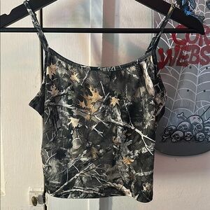 Super cute Camouflage Spaghetti Strap Top!
Size small